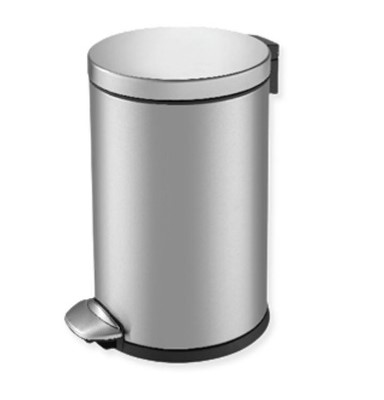 Stainless Steel Top in fingerprint-resistant with Pedal Bin 8 Liters